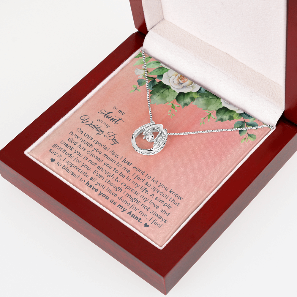 To My Aunt Lucky in Love Necklace Message Card