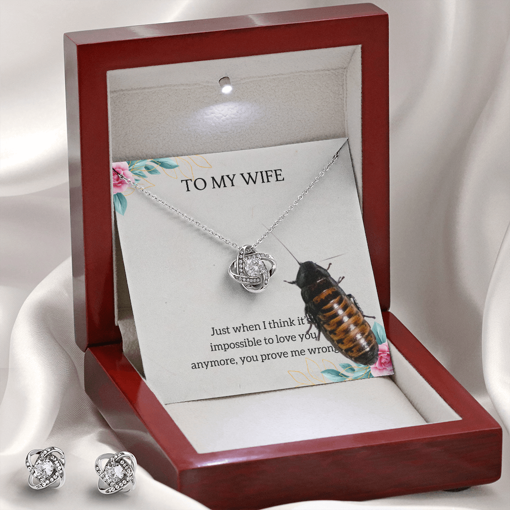 To My Wife Love Knot Necklace & Earring Set Message Card