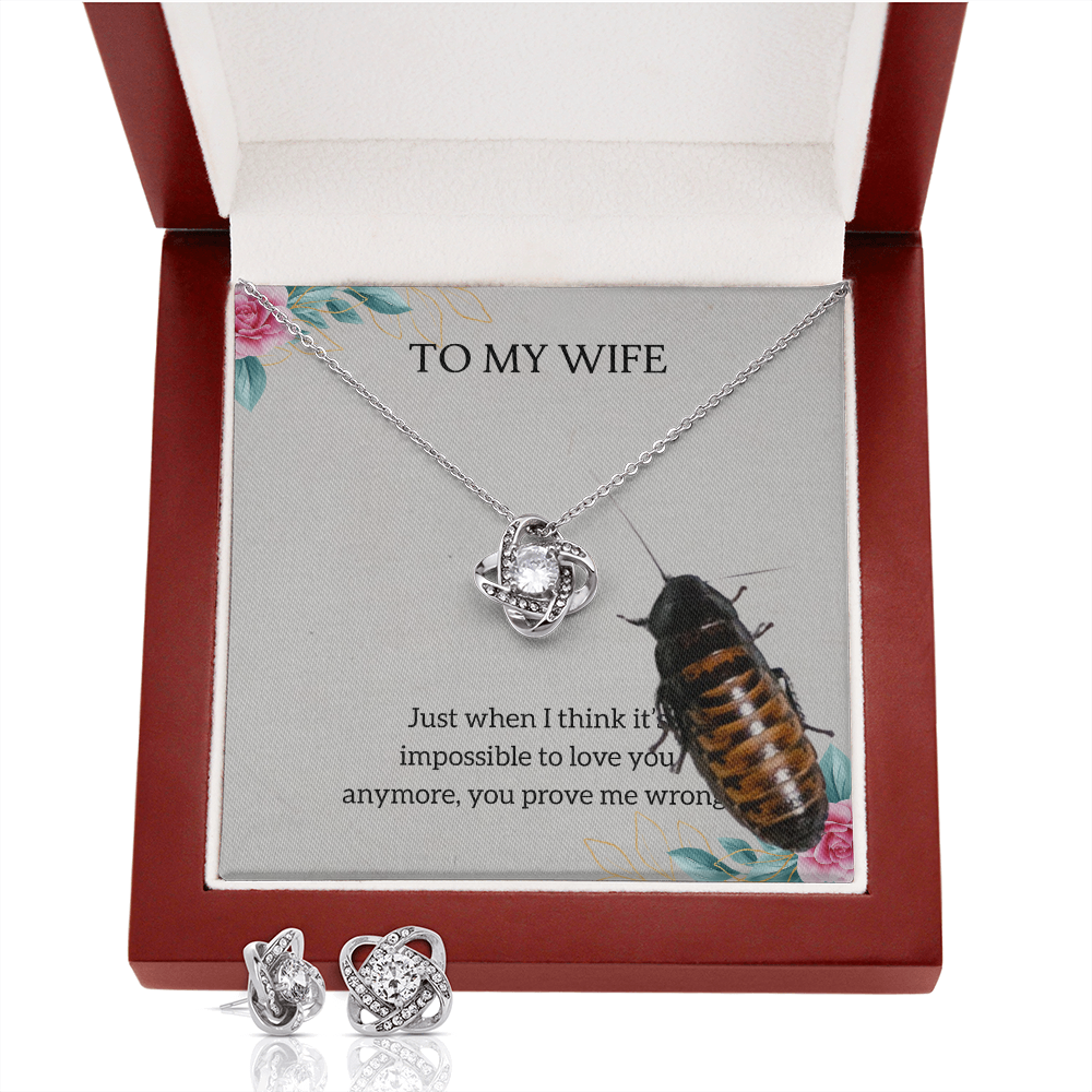 To My Wife Love Knot Necklace & Earring Set Message Card