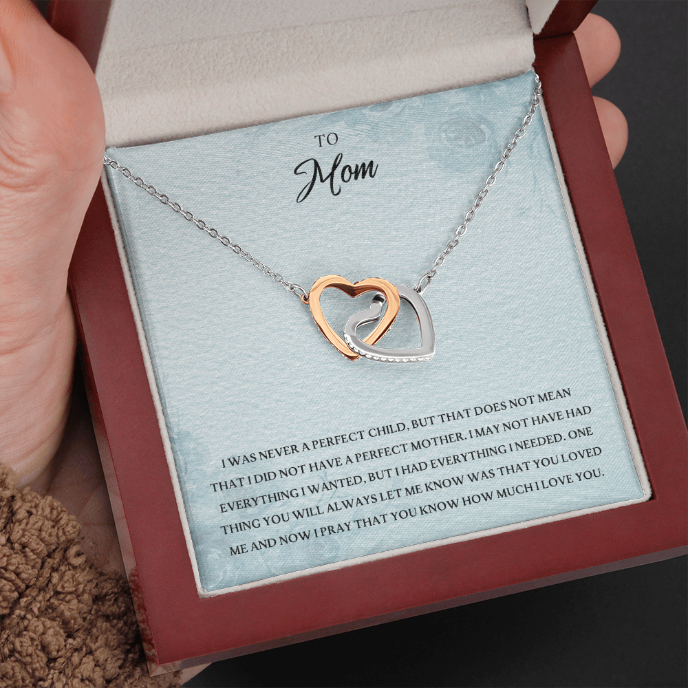 To Mom Interlocking Heart Necklace Message Card